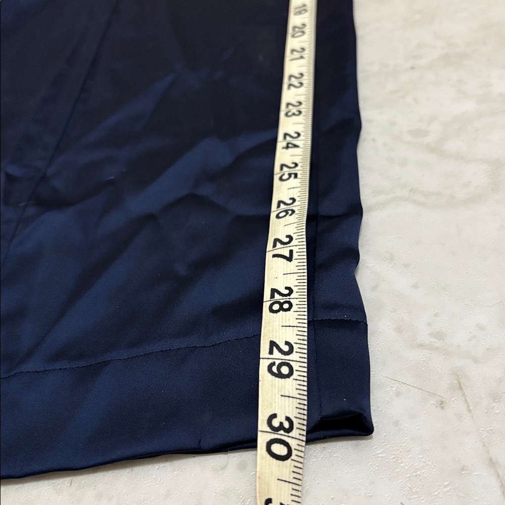 White House Black Market Navy Wide-Leg Satin Cargo Pants size 8 - Picture 4 of 7